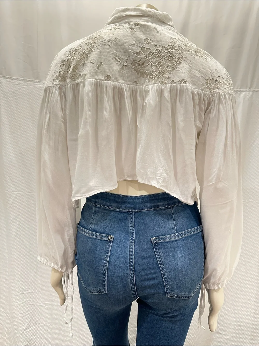 Anthropologie Maeve Cropped Lace Shrug OZ